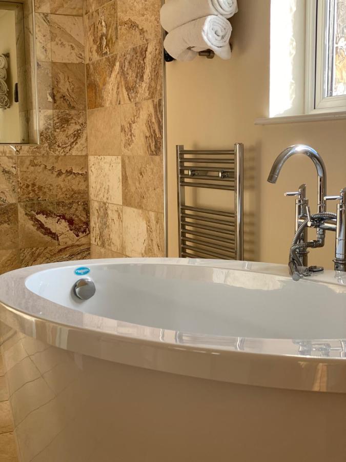 Woodhouse Farm Lodge Сполдинг Экстерьер фото