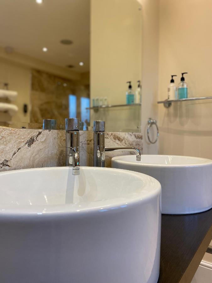 Woodhouse Farm Lodge Сполдинг Экстерьер фото