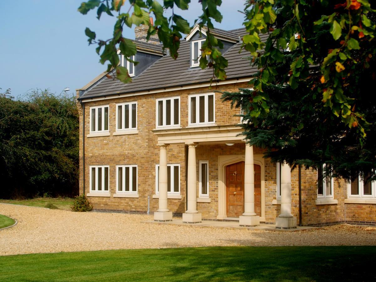 Woodhouse Farm Lodge Сполдинг Экстерьер фото